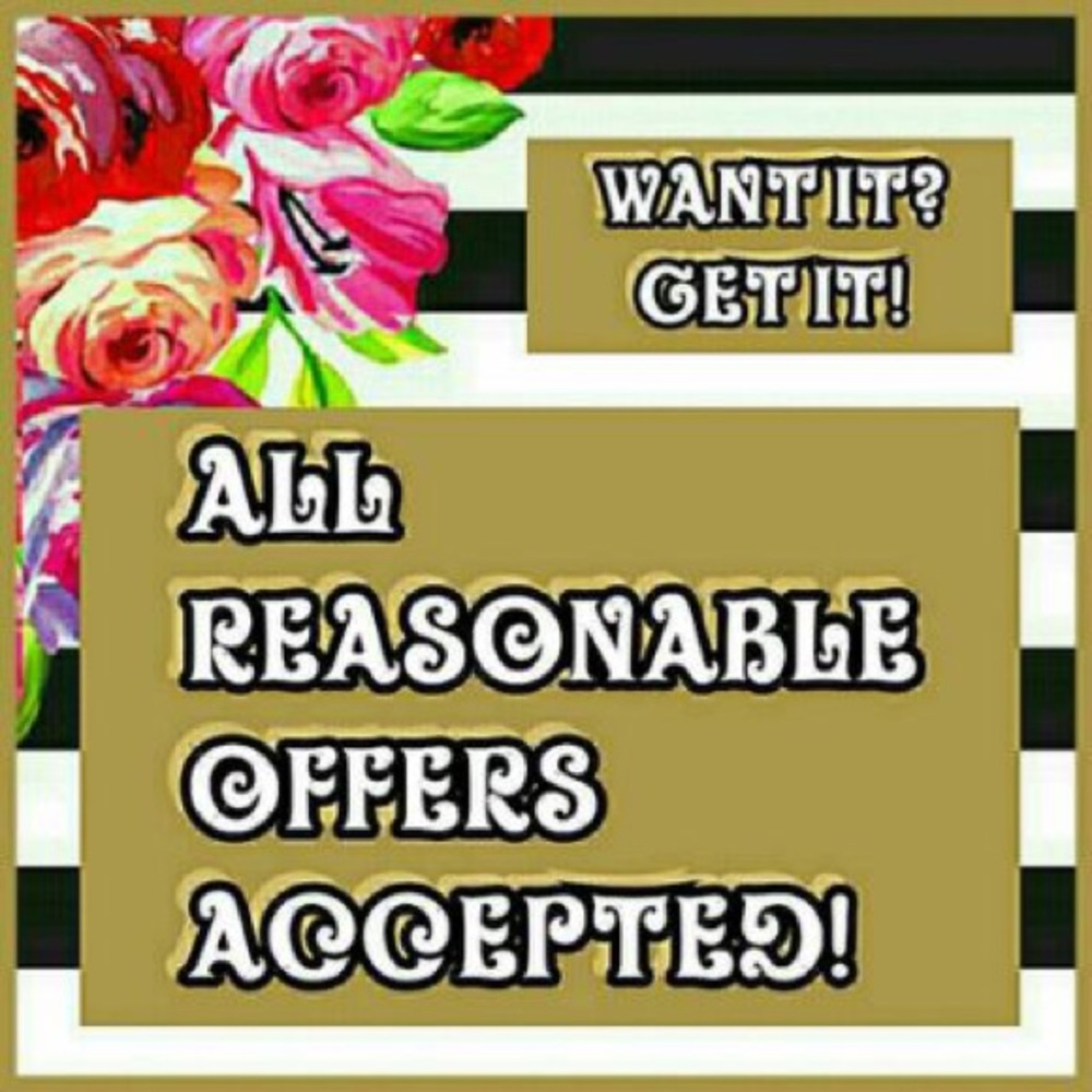 Accepting ALL Reasonable offers 🛍💸